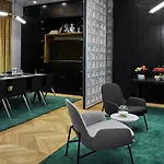 The Dean Munich, Autograph Collection