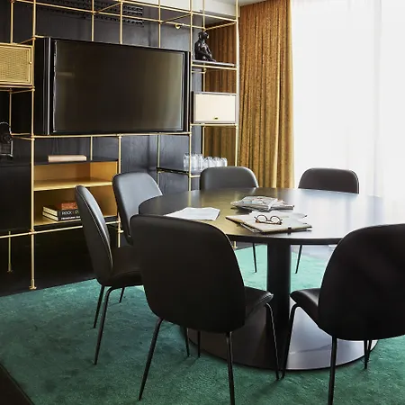 Hotel Roomers Munich, Autograph Collection Monaco di Baviera