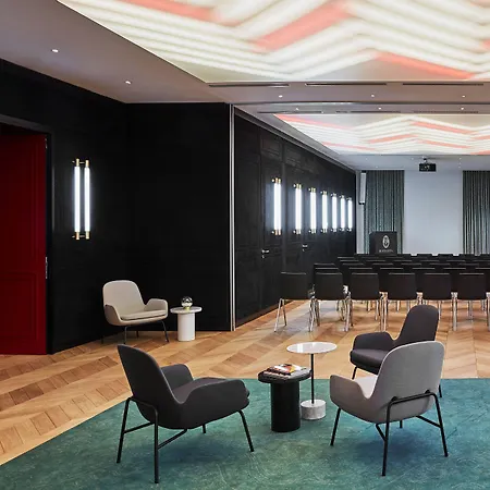 Roomers Munich, Autograph Collection Monaco di Baviera