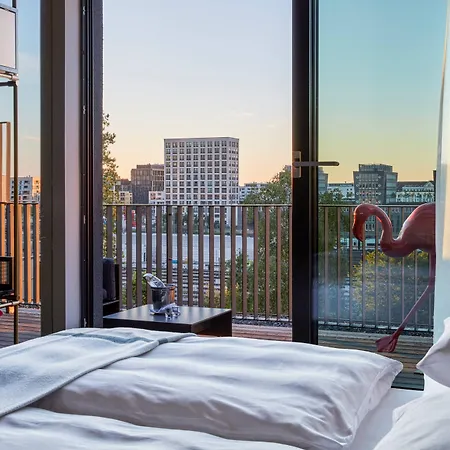 Hotel Roomers Munich, Autograph Collection 5*