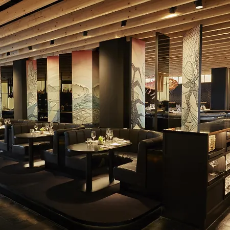 Roomers Munich, Autograph Collection 5* Munich