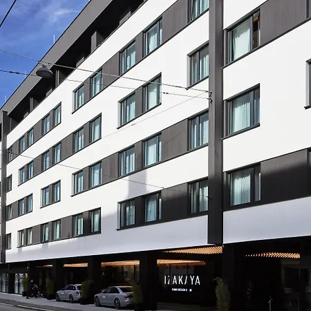 Roomers Munich, Autograph Collection Hotel 5*