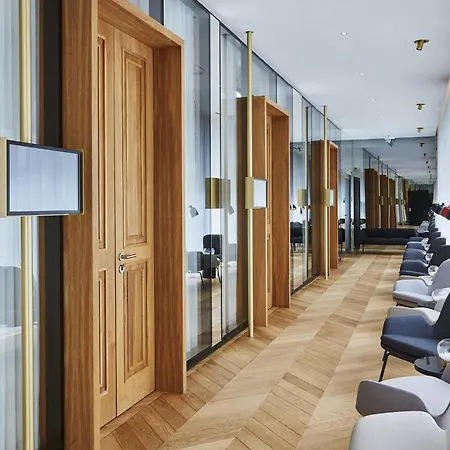 Hotel Roomers Munich, Autograph Collection Munich
