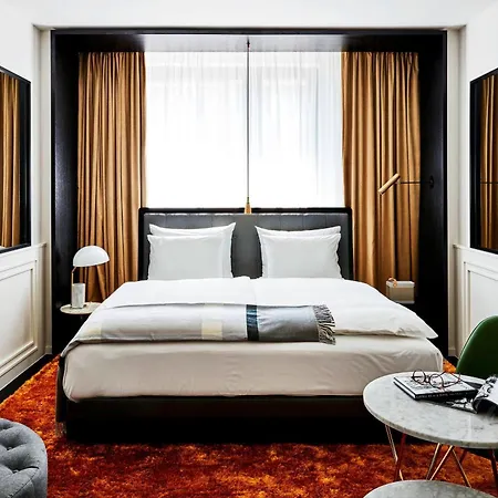 Roomers Munich, Autograph Collection Hotel