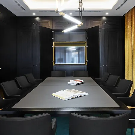 Roomers Munich, Autograph Collection Hotel