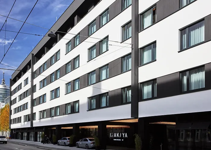 Roomers Munich, Autograph Collection Hotel 5*