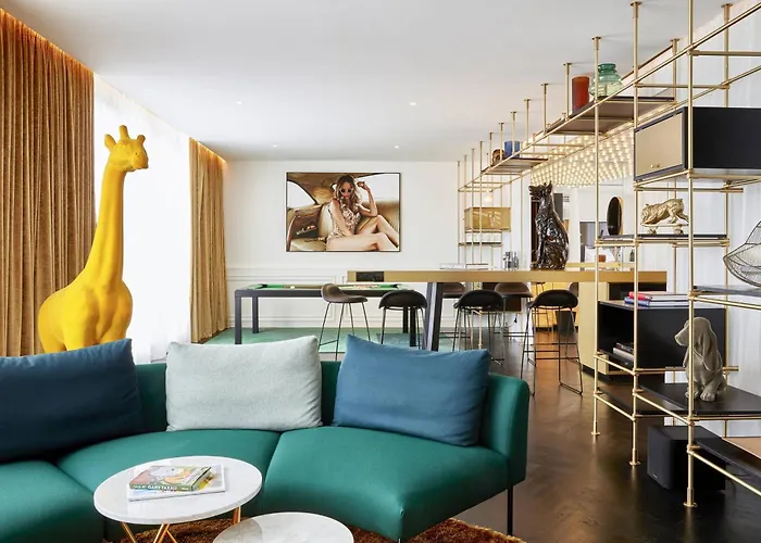 Roomers Munich, Autograph Collection Hotel 5*