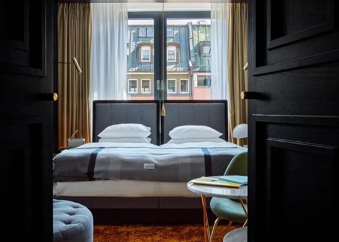 Roomers Munich, Autograph Collection 5*