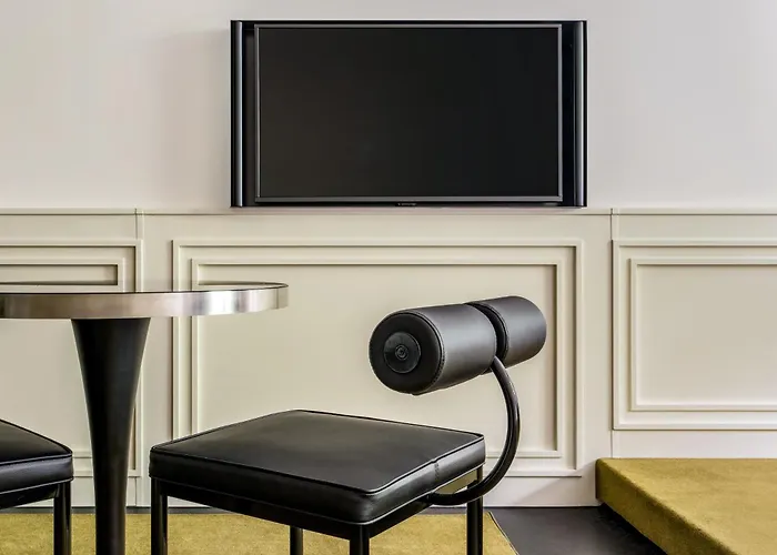 Roomers Munich, Autograph Collection München