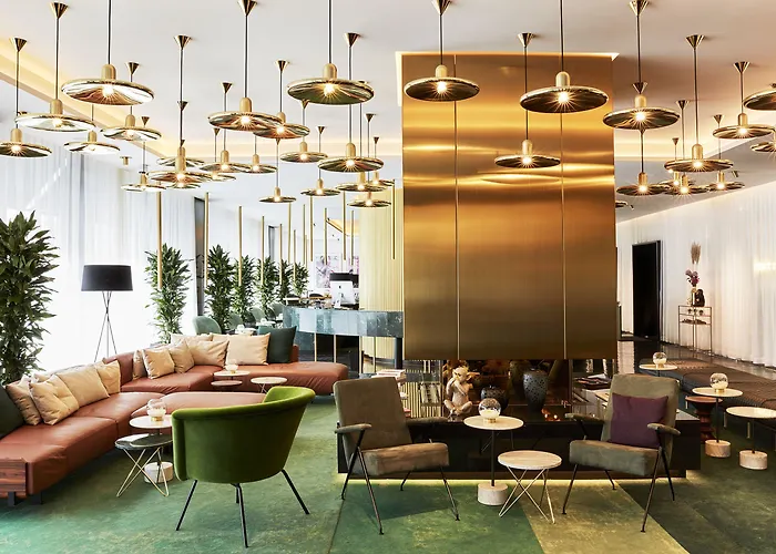 Roomers Munich, Autograph Collection 5* Monaco di Baviera