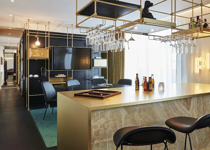 Roomers Munich, Autograph Collection Hotel 5*
