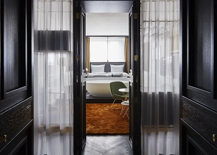 Roomers Munich, Autograph Collection Hotel