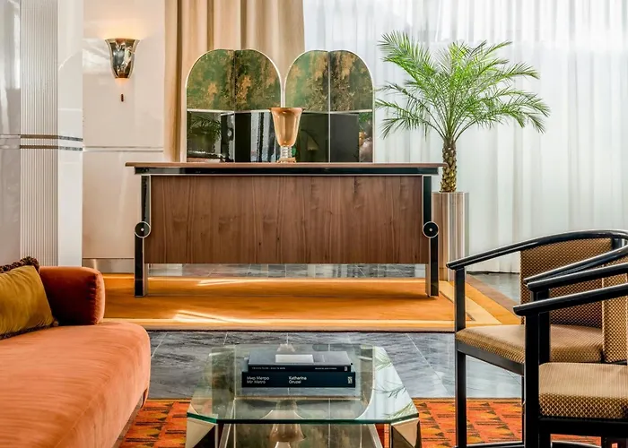 The Dean Munich, Autograph Collection München
