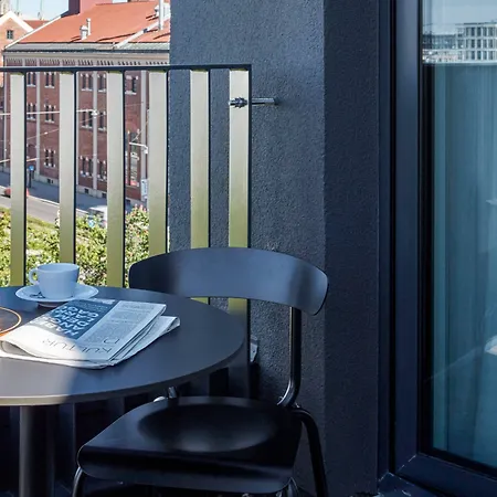 Roomers Munich, Autograph Collection מלון